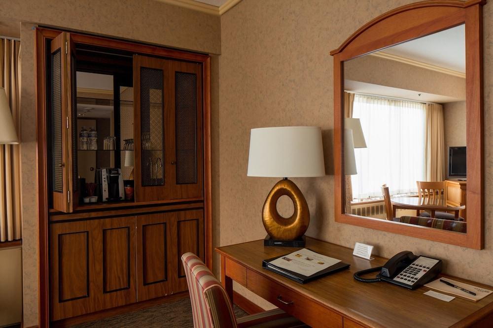 The Hotel Captain Cook Anchorage Kültér fotó